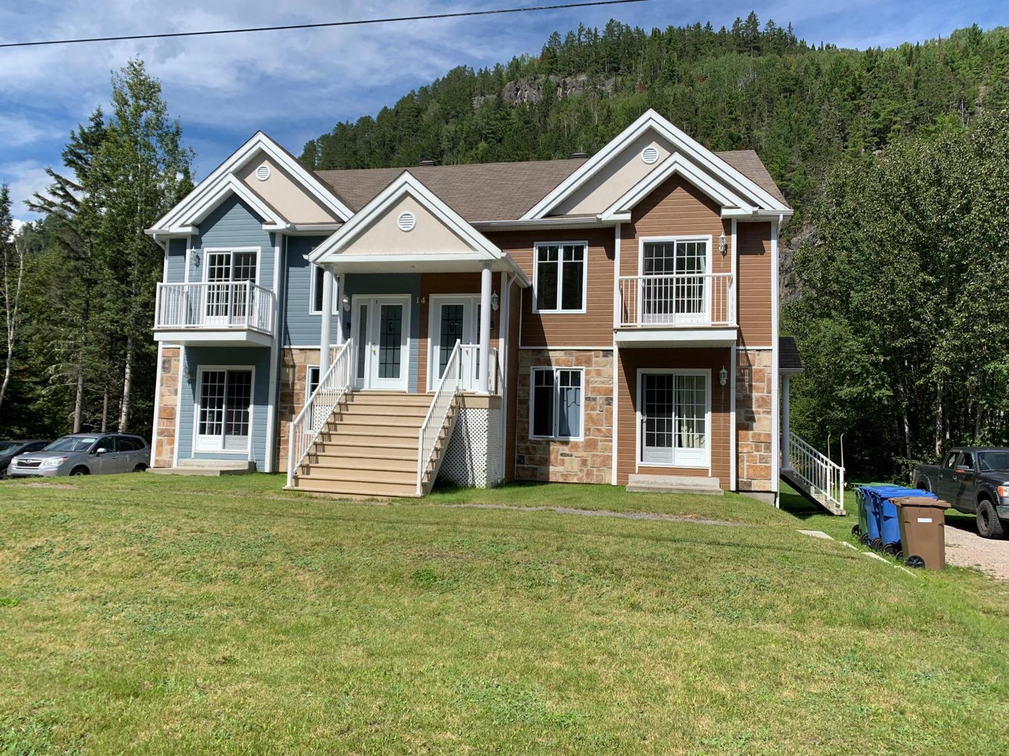 Condo Mont-Edouard LʼAnse-Saint-Jean Dış mekan fotoğraf